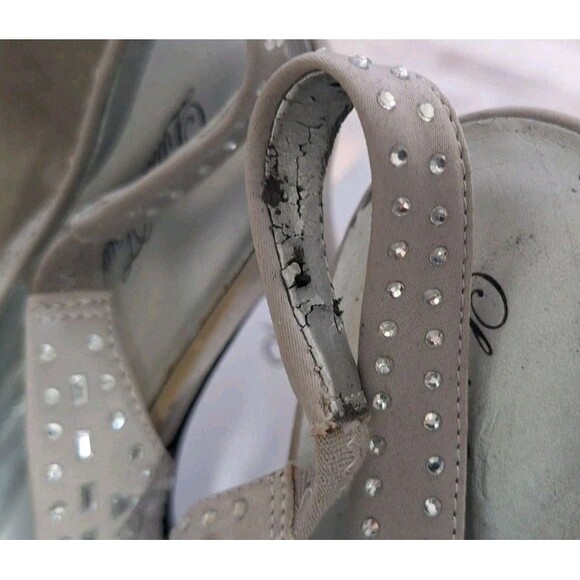 Used Sliver Lulu Townsend Pumps Size 10 - Picture 4 of 10